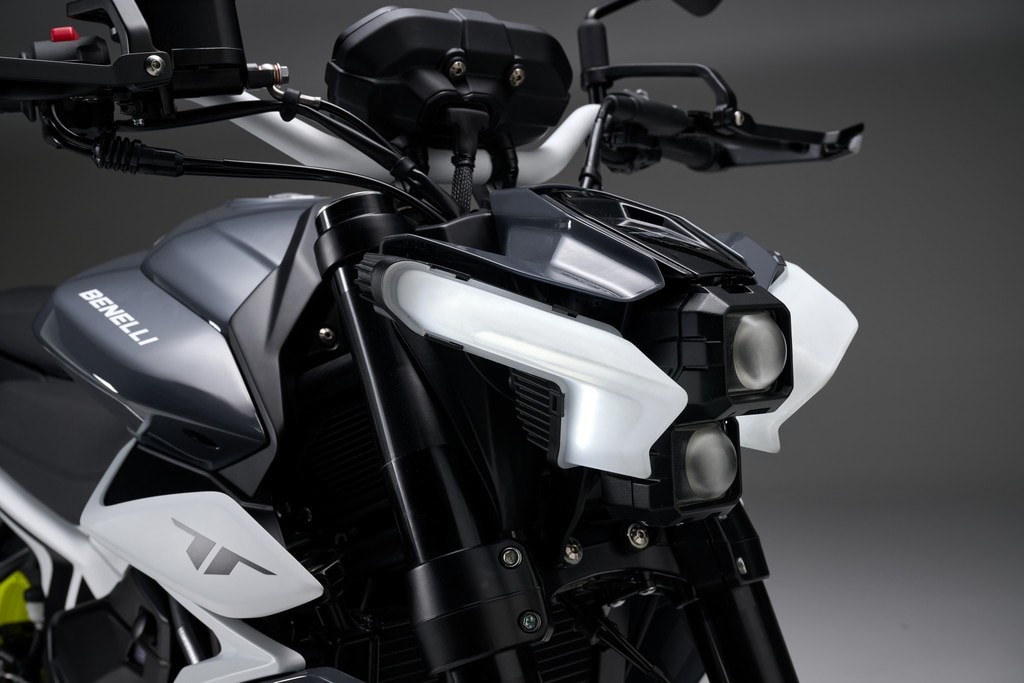 Benelli presenta la nuova Tornado Naked Twin 500